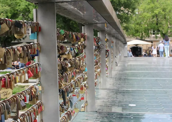 River Side Market Lejlighed