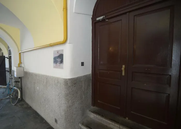 아파트 River Side Market